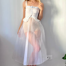 Load image into Gallery viewer, Vintage 50s hard net full under skirt